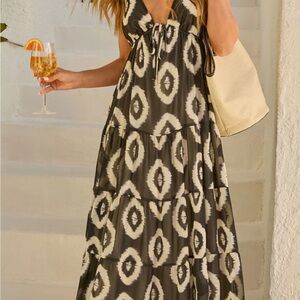 Vici Black and Cream Patterned Maxi Dress